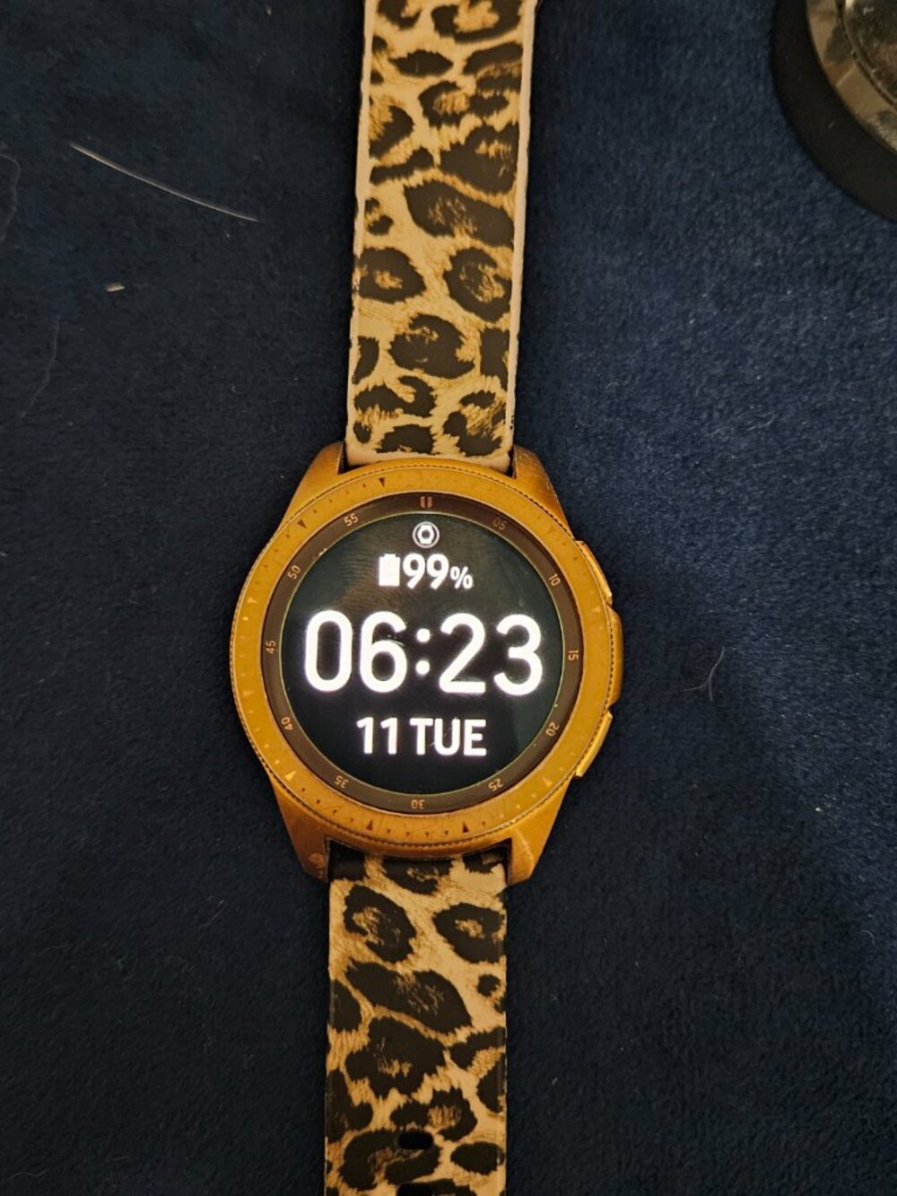 Samsung Galaxy SM-R810 42MM Bluetooth / WIFI + 4G LTE Smartwatch {#811-9} - Picture 6 of 12